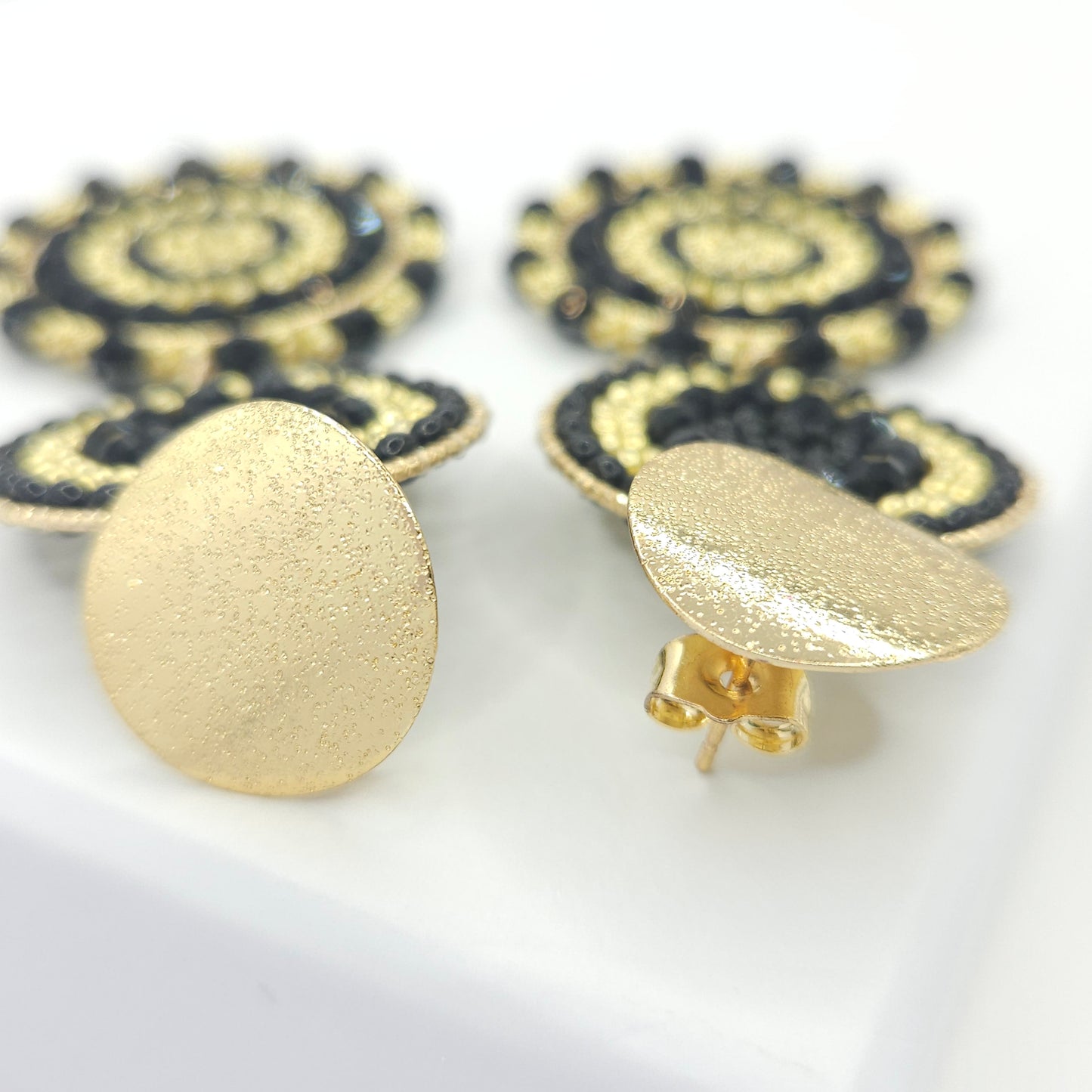 Dangling Suns Earrings