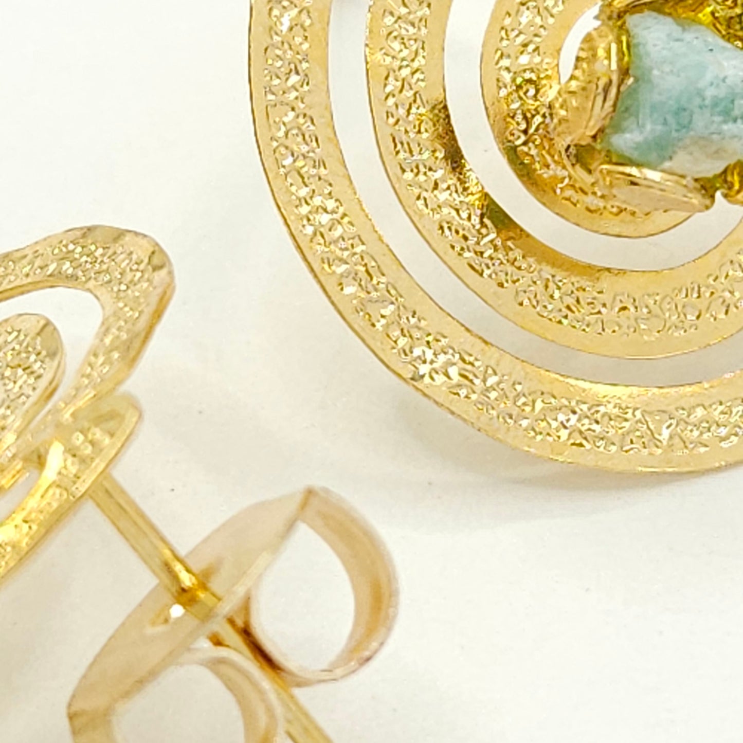 Gold Spiral with Emerald Murralla Earrings