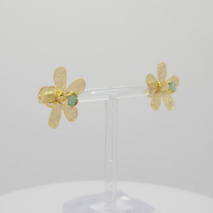 Gold Five-Petal Flower with Emerald Murralla Earrings